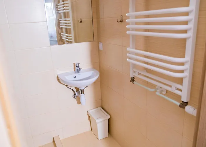 Δωμάτια σε οικογενειακή κατοικία Siodemka *